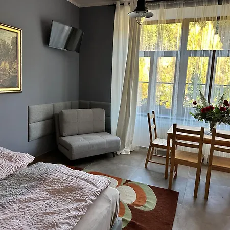 Apidae Гостевой дом 3*